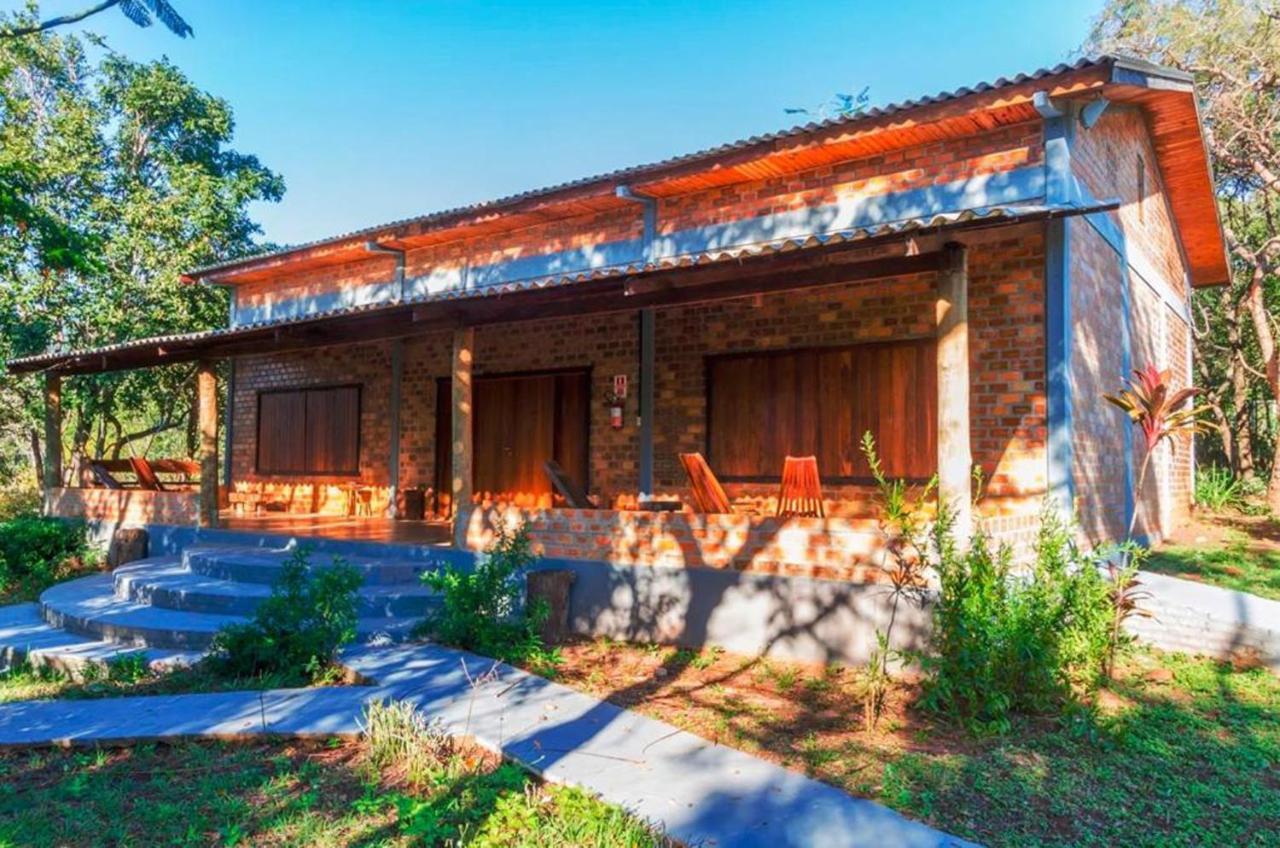 Pousada Di Luna Hotel Бонито Екстериор снимка